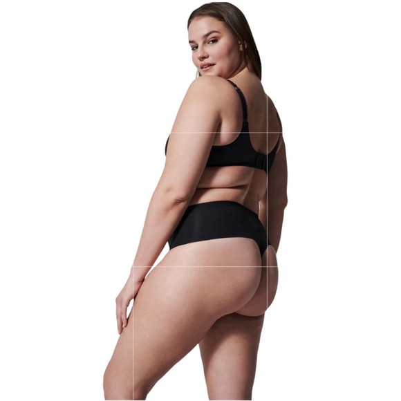 SPANX | Undie-tectable® Smoothing Thong, in Very Black, Size S, NWOT - Picture 8 of 9